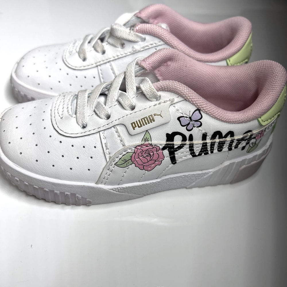 Toddler size 9 pumas